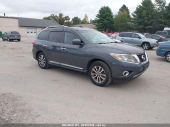  Salvage Nissan Pathfinder