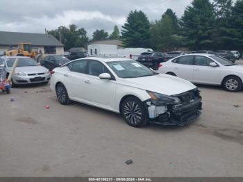  Salvage Nissan Altima