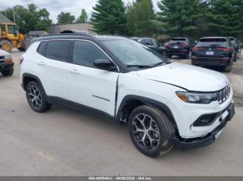  Salvage Jeep Compass