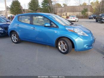  Salvage Nissan LEAF