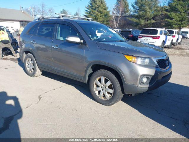  Salvage Kia Sorento