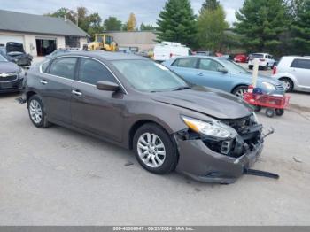  Salvage Nissan Altima