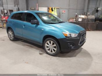  Salvage Mitsubishi Outlander