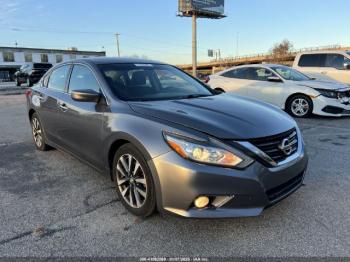  Salvage Nissan Altima