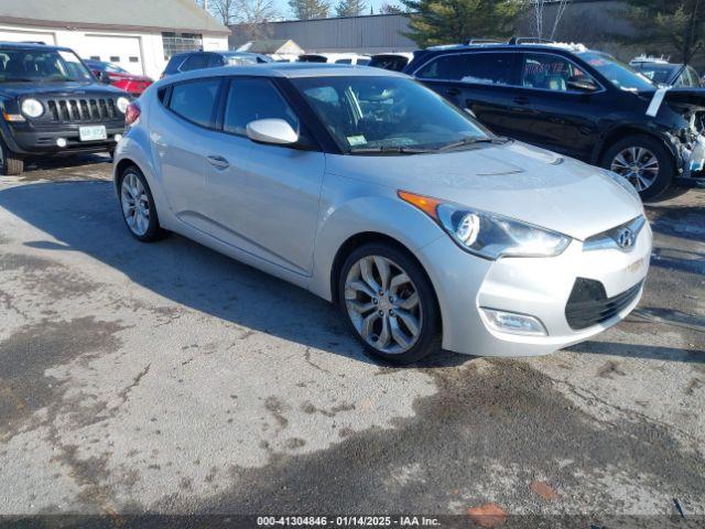  Salvage Hyundai VELOSTER