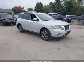  Salvage Nissan Pathfinder