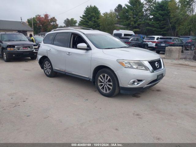  Salvage Nissan Pathfinder