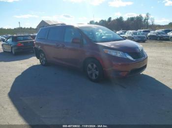  Salvage Toyota Sienna