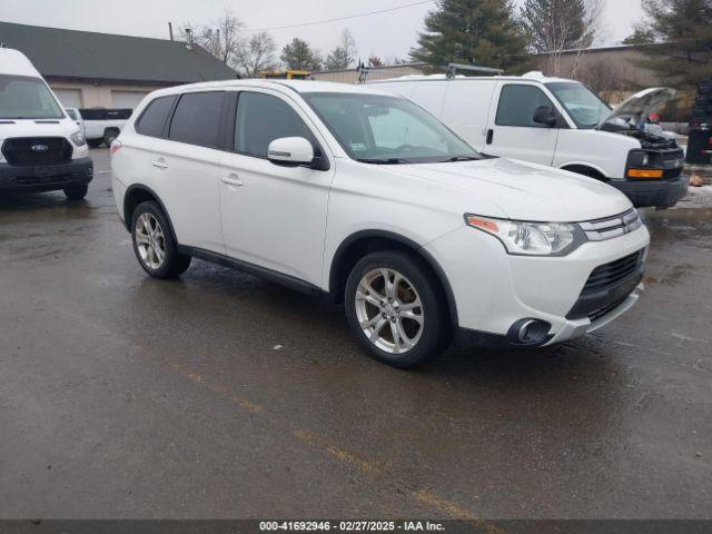  Salvage Mitsubishi Outlander