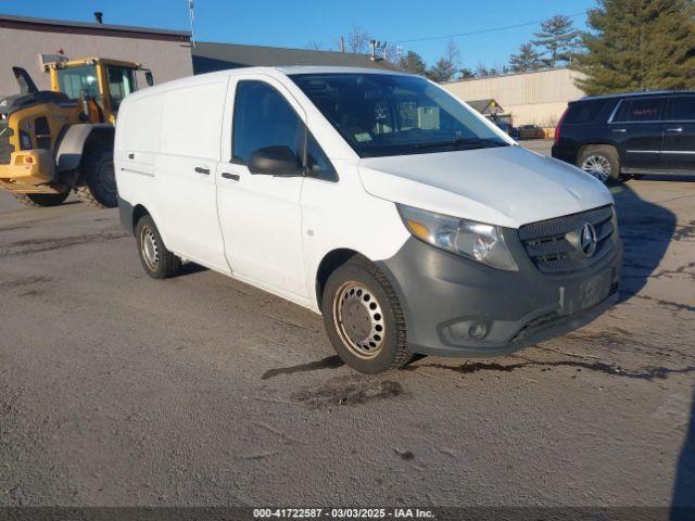  Salvage Mercedes-Benz Metris