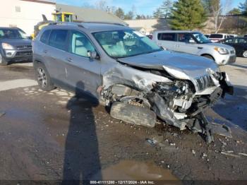  Salvage Jeep Cherokee