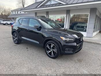  Salvage Volvo XC40