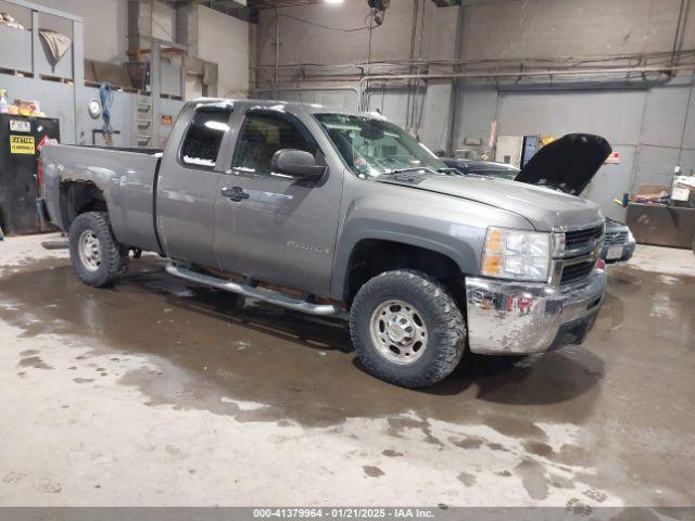  Salvage Chevrolet Silverado 2500