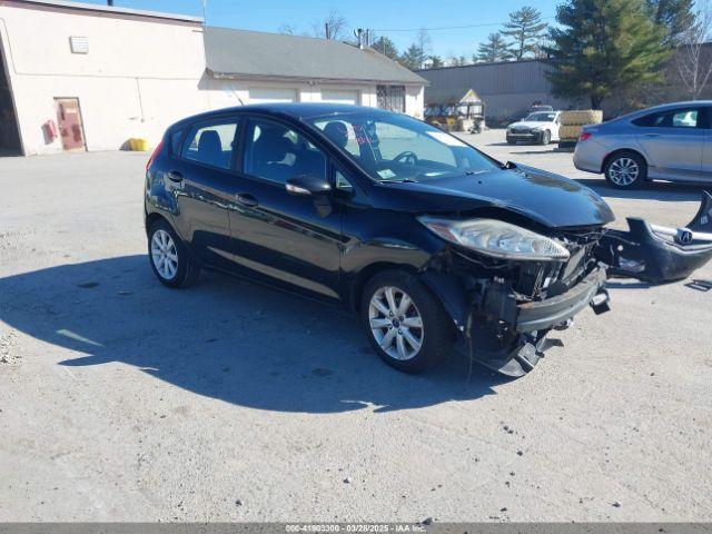  Salvage Ford Fiesta