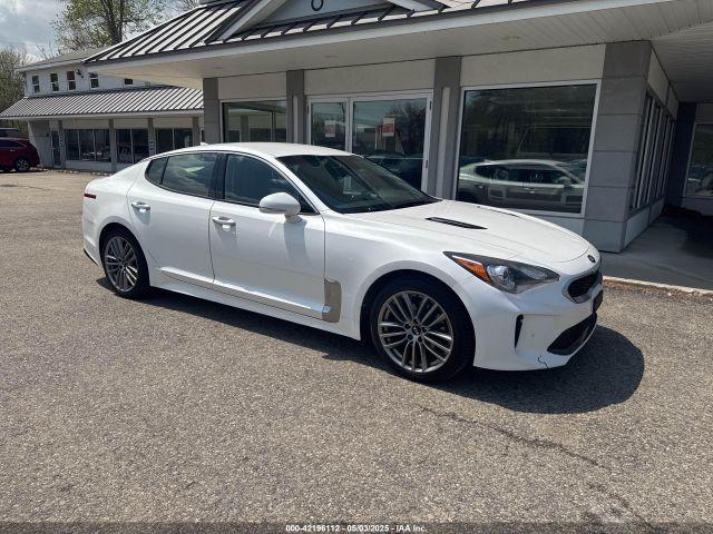  Salvage Kia Stinger