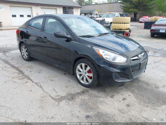  Salvage Hyundai ACCENT
