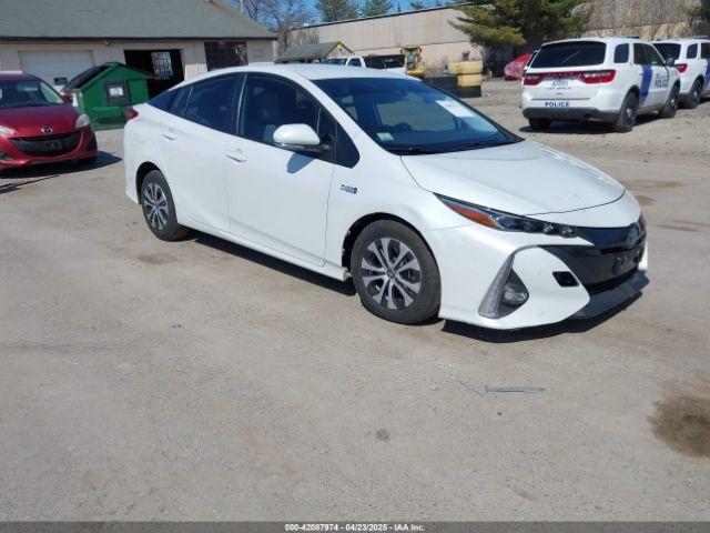  Salvage Toyota Prius Prime