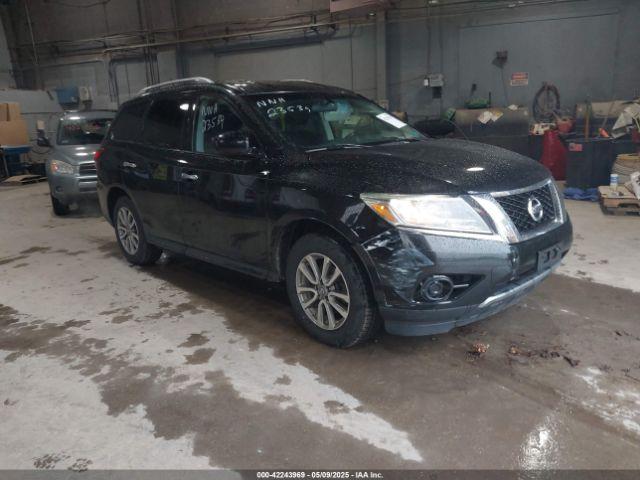  Salvage Nissan Pathfinder