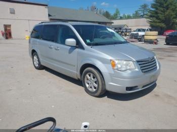  Salvage Chrysler Town & Country