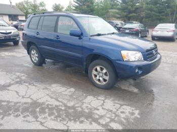  Salvage Toyota Highlander