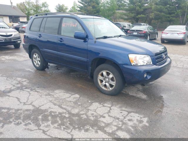  Salvage Toyota Highlander