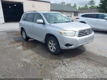  Salvage Toyota Highlander