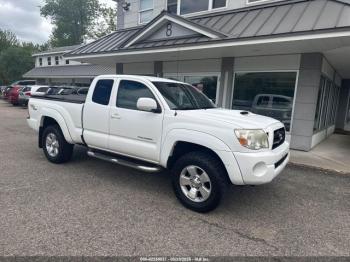  Salvage Toyota Tacoma