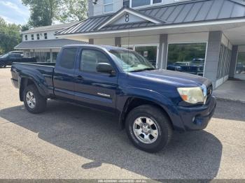  Salvage Toyota Tacoma