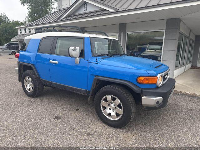  Salvage Toyota FJ Cruiser