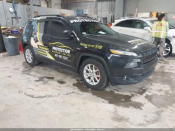  Salvage Jeep Cherokee