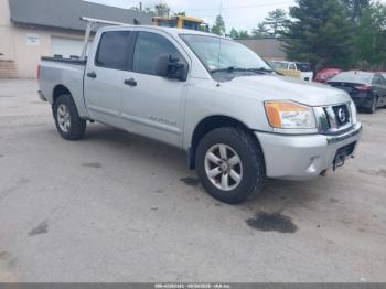  Salvage Nissan Titan