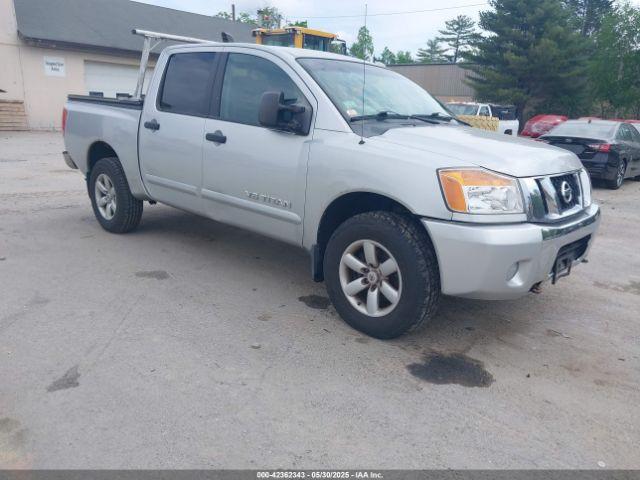  Salvage Nissan Titan