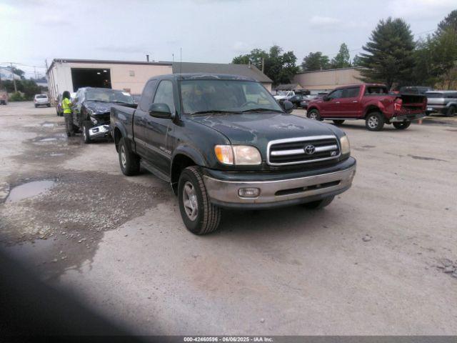  Salvage Toyota Tundra