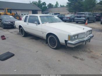  Salvage Oldsmobile Delta 88