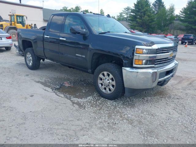  Salvage Chevrolet Silverado 2500