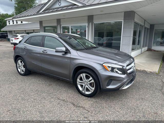  Salvage Mercedes-Benz GLA