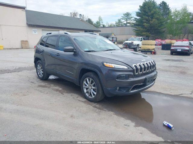  Salvage Jeep Cherokee
