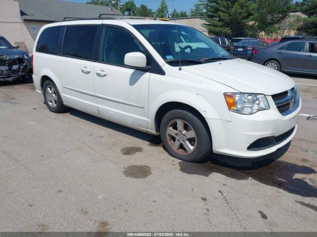  Salvage Dodge Grand Caravan
