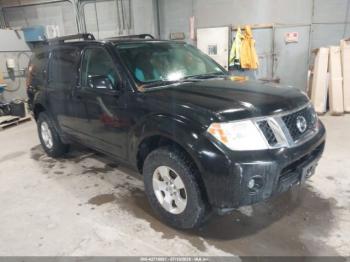  Salvage Nissan Pathfinder
