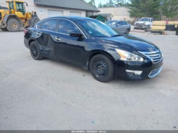  Salvage Nissan Altima