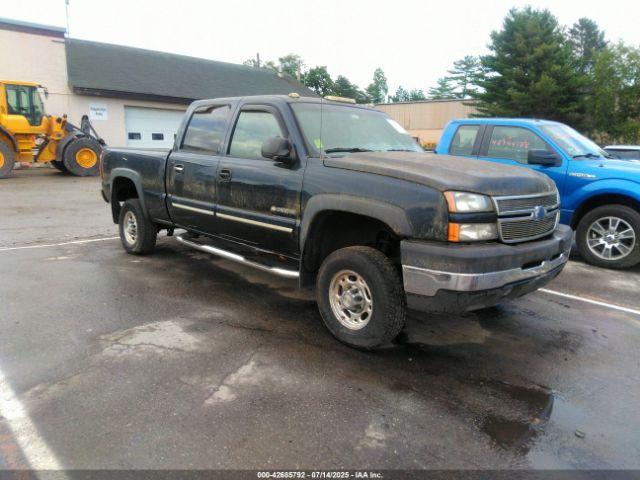  Salvage Chevrolet Silverado 2500