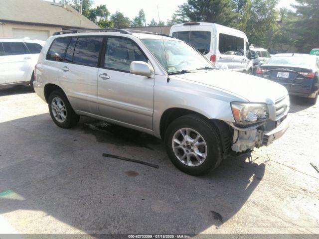  Salvage Toyota Highlander