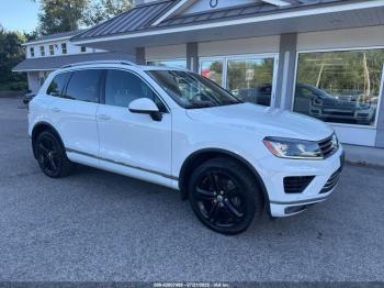  Salvage Volkswagen Touareg
