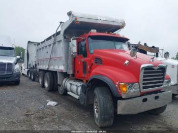  Salvage Mack 700