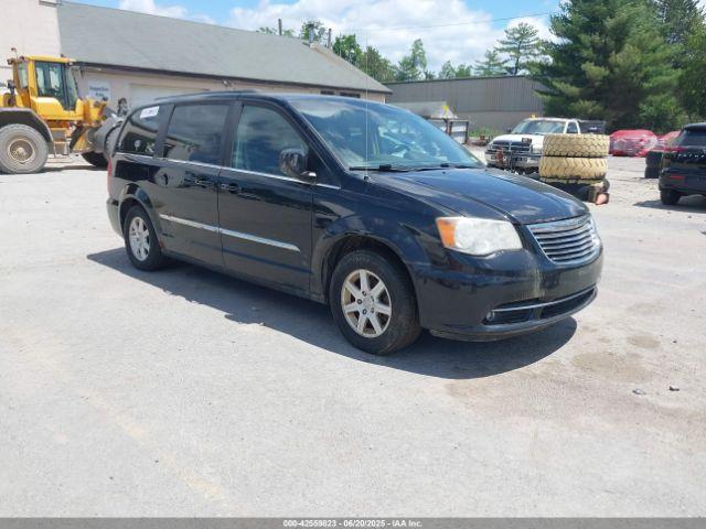  Salvage Chrysler Town & Country