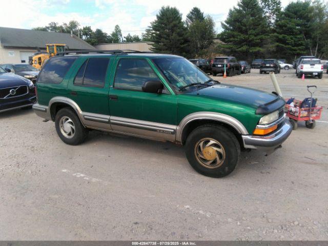  Salvage Chevrolet Blazer