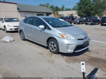  Salvage Toyota Prius
