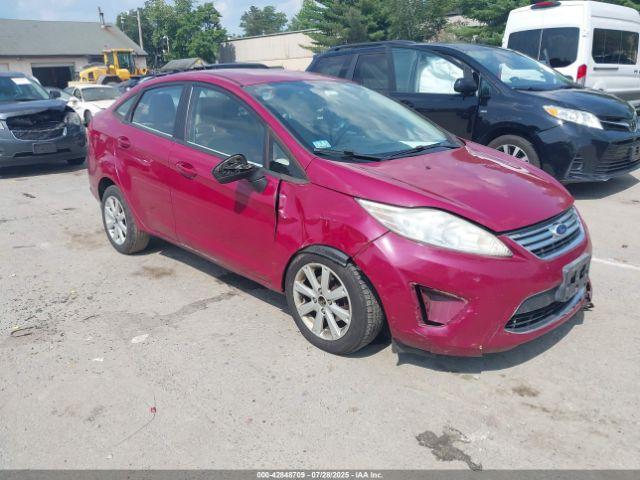  Salvage Ford Fiesta