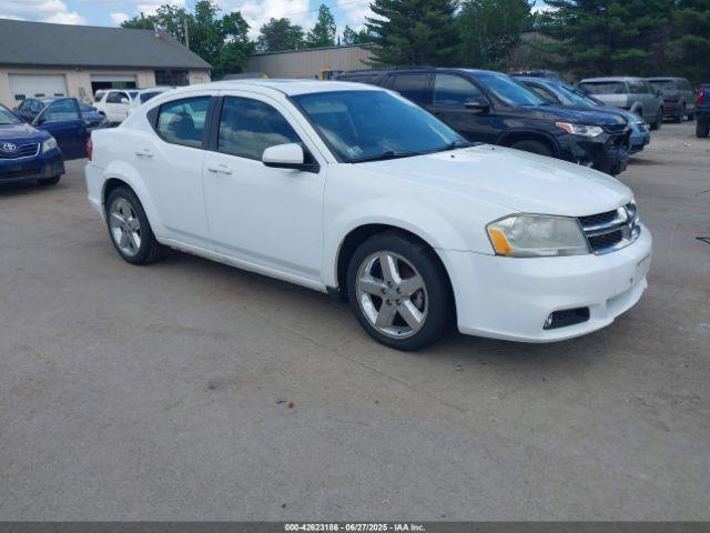  Salvage Dodge Avenger
