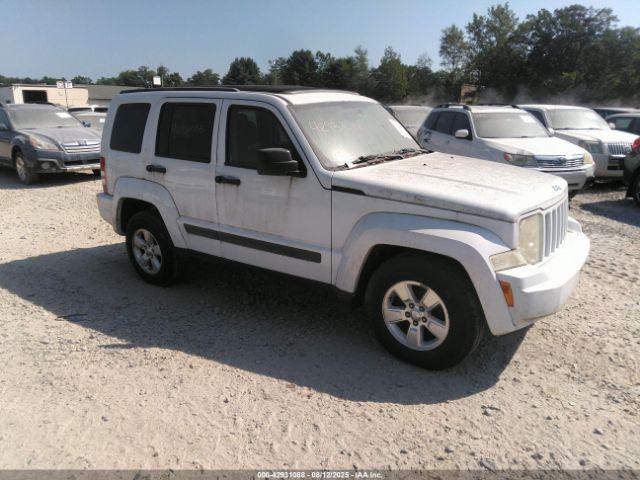  Salvage Jeep Liberty